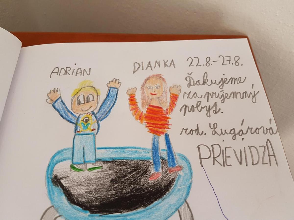 Penzion Mlynarov Dvor Dubrava エクステリア 写真